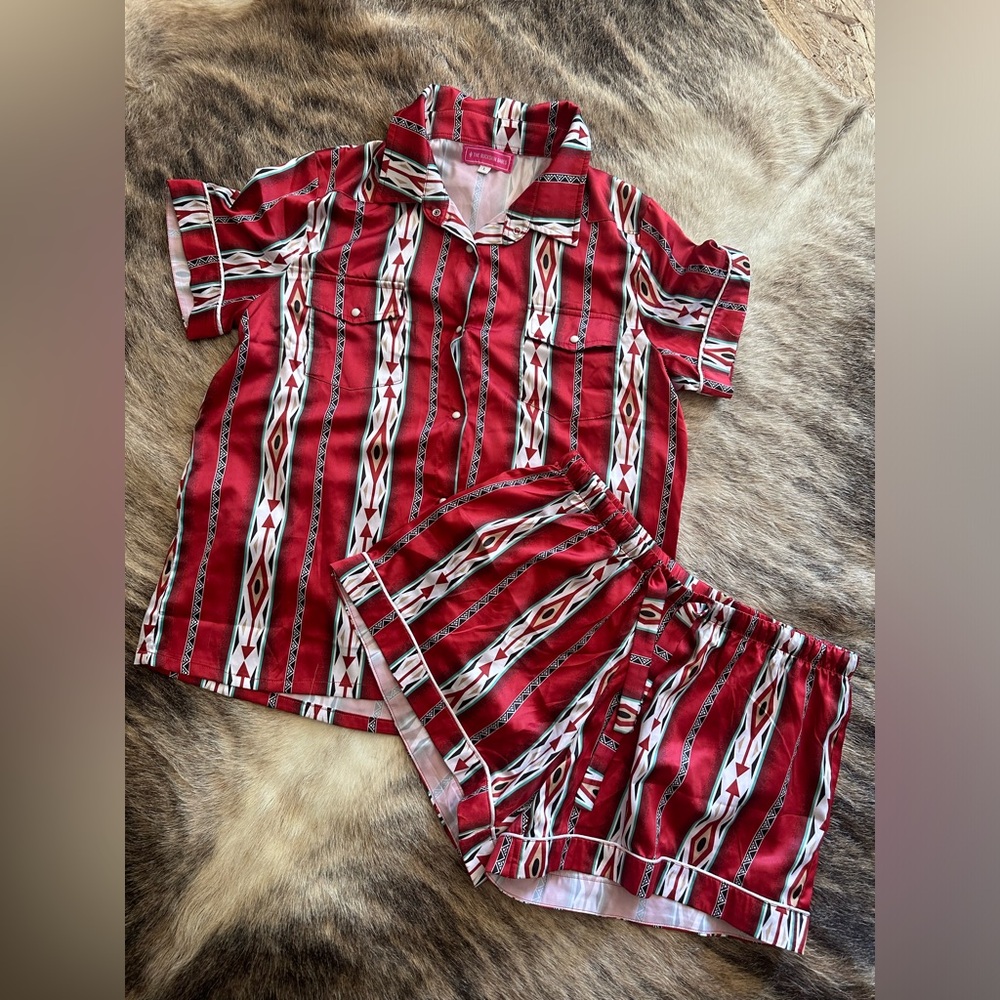Brand new western pearl snap pajamas size large
